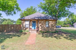 426 Brown Avenue, Tuscola, TX 79562