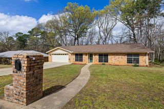 3215 Restview Street, Longview, TX 75605