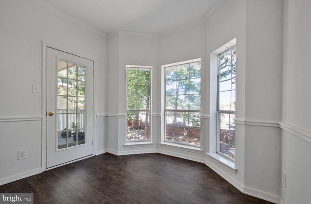 676 GATEWAY DR SE #805, Leesburg, VA 20175