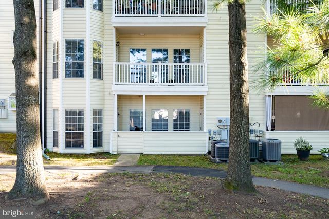 676 GATEWAY DR SE #805, Leesburg, VA 20175