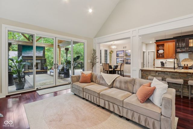 8418 N College Avenue, Indianapolis, IN 46240