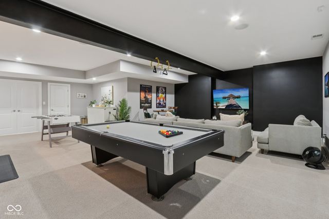 8418 N College Avenue, Indianapolis, IN 46240