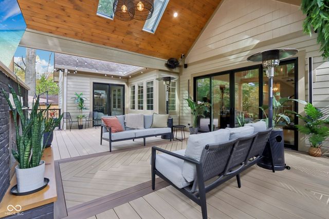 8418 N College Avenue, Indianapolis, IN 46240