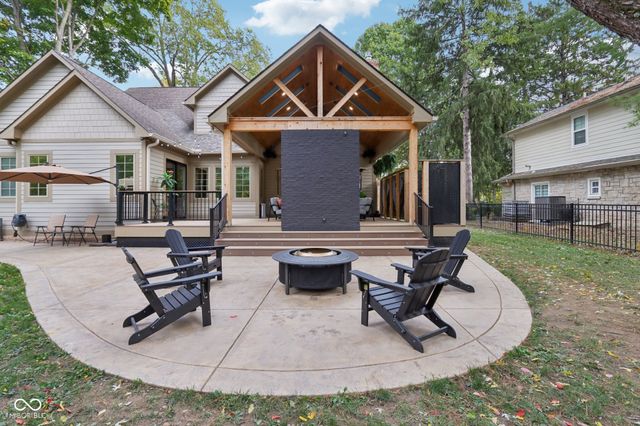 8418 N College Avenue, Indianapolis, IN 46240