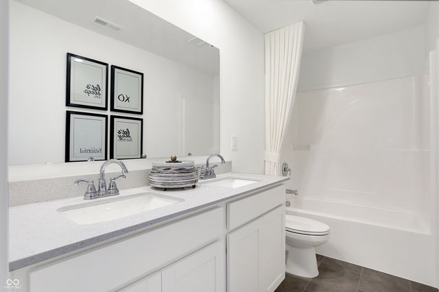 6084 Purple Leaf Court, Noblesville, IN 46062