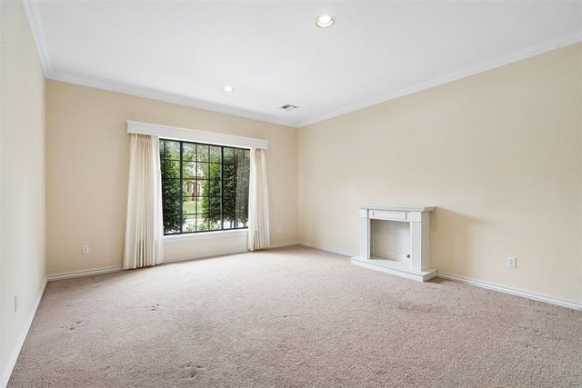 3132 Millbrook Square, Norman, OK 73072