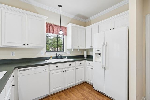 3132 Millbrook Square, Norman, OK 73072