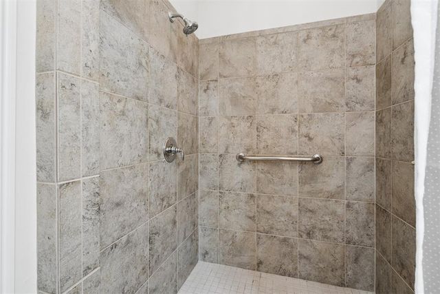 3132 Millbrook Square, Norman, OK 73072