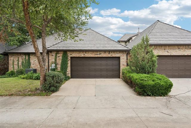 3132 Millbrook Square, Norman, OK 73072