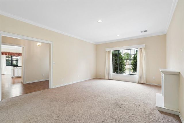 3132 Millbrook Square, Norman, OK 73072