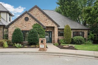 3132 Millbrook Square, Norman, OK 73072