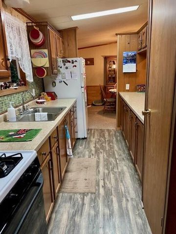 2866 N Reek Road, Sherman Twp, MI 49405