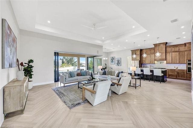 3220 NW 21st ST, Cape Coral, FL 33993