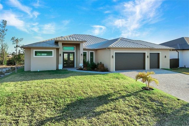 3220 NW 21st ST, Cape Coral, FL 33993