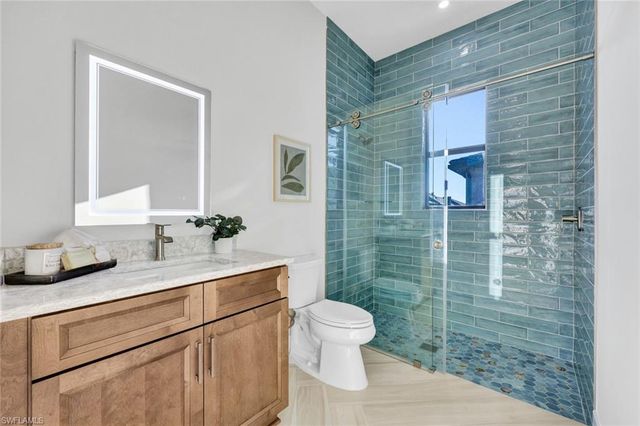 3220 NW 21st ST, Cape Coral, FL 33993