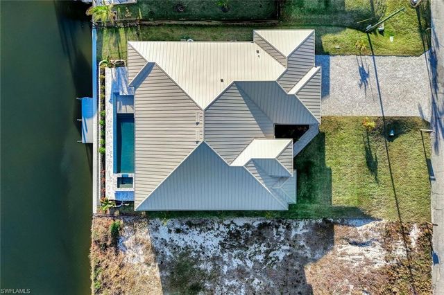 3220 NW 21st ST, Cape Coral, FL 33993