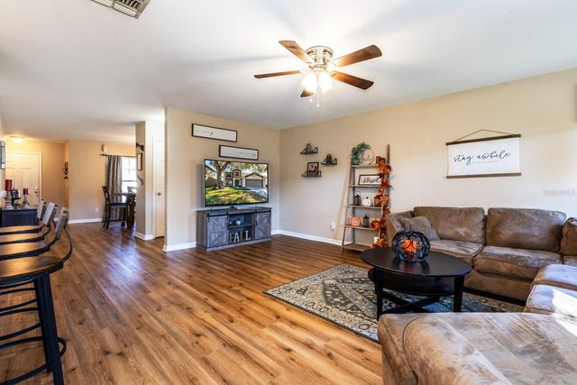 2228 MARTINS RUN, Tavares, FL 32778