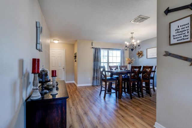 2228 MARTINS RUN, Tavares, FL 32778