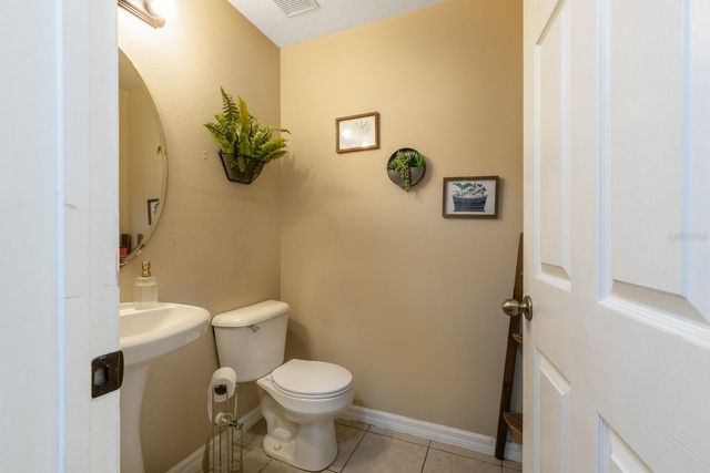 2228 MARTINS RUN, Tavares, FL 32778