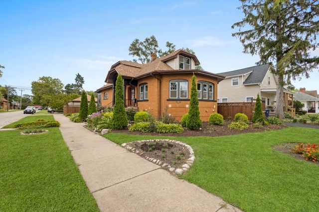 1901 S 3rd Avenue, Maywood, IL 60153