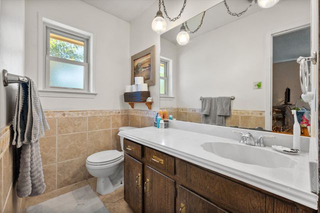 2004 Ford Street, Arlington, TX 76013