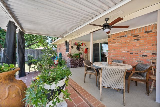 2004 Ford Street, Arlington, TX 76013