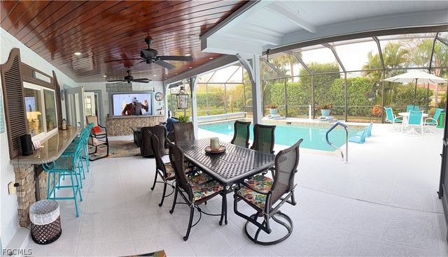 28404 Las Palmas CIR, Bonita Springs, FL 34135