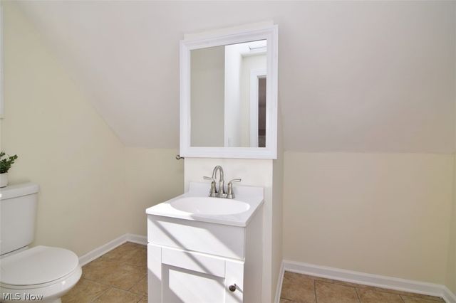 2423 Eaton Road, University Heights, OH 44118