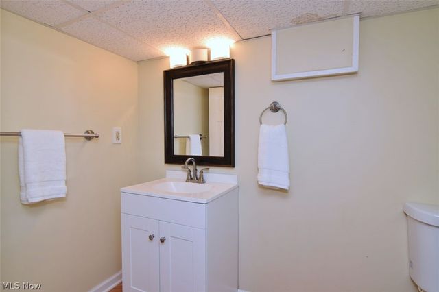 2423 Eaton Road, University Heights, OH 44118