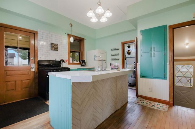 530 Hobart Street, Eau Claire, WI 54703