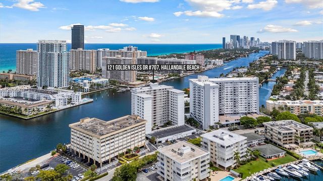 121 Golden Isles Dr 707, Hallandale Beach, FL 33009