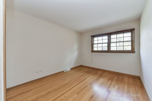 8S122 Washington Street, Darien, IL 60561