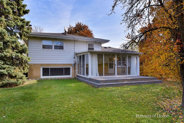 8S122 Washington Street, Darien, IL 60561