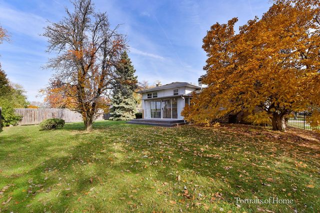 8S122 Washington Street, Darien, IL 60561