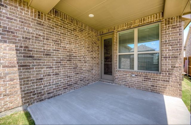 12417 Iveson Drive, Fort Worth, TX 76052