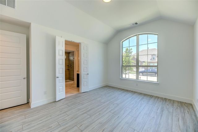 12417 Iveson Drive, Fort Worth, TX 76052