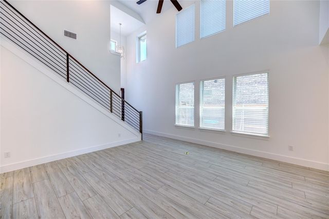 12417 Iveson Drive, Fort Worth, TX 76052