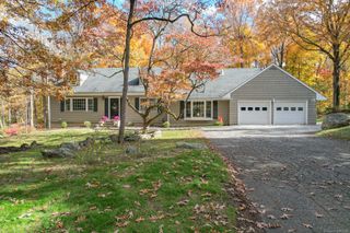 76 Sugarloaf Mountain Road, Ridgefield, CT 06877