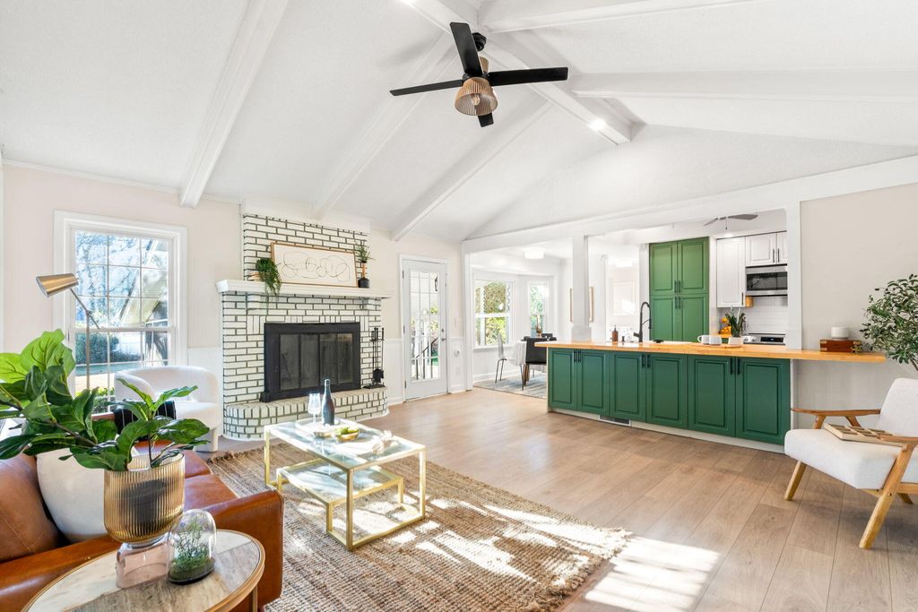 8190 Greenridge Road, North Charleston, SC 29406