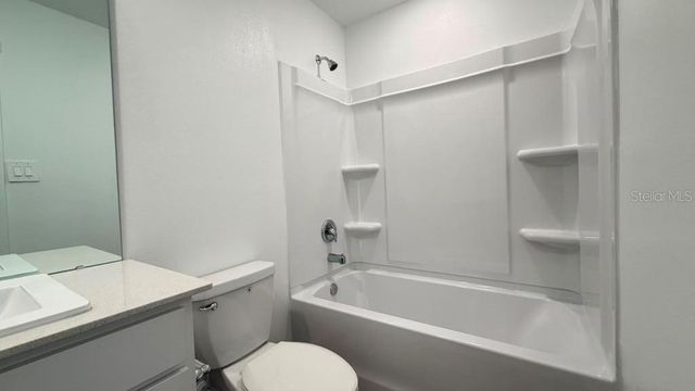 943 PHOENIX STREET, Davenport, FL 33837