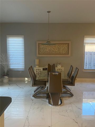 14046 S Cypress Cove Cir, Davie, FL 33325