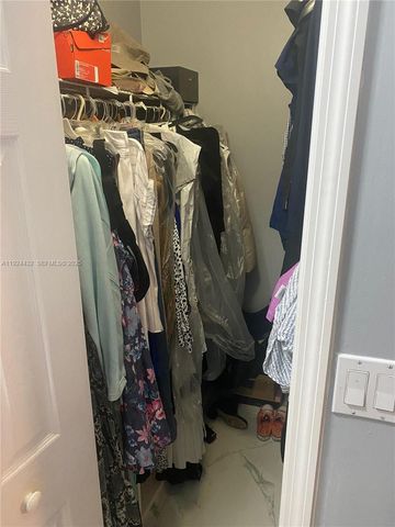 14046 S Cypress Cove Cir, Davie, FL 33325