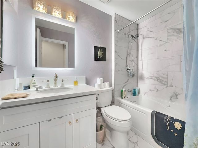 4727 Siegfried Street, Las Vegas, NV 89147