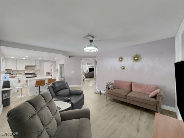 4727 Siegfried Street, Las Vegas, NV 89147