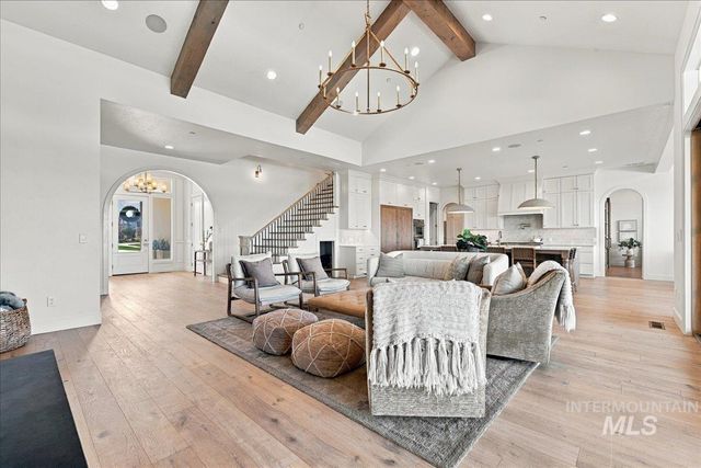 4988 W Oakford Dr, Meridian, ID 83646