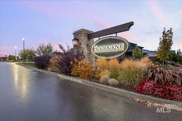 4988 W Oakford Dr, Meridian, ID 83646