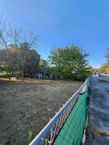 6742 NW 4th Ave, Miami, FL 33150