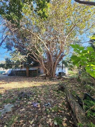 6742 NW 4th Ave, Miami, FL 33150