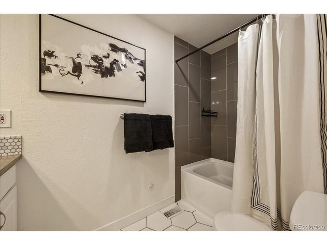 7955 Parfet St, Arvada, CO 80005