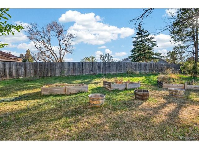 7955 Parfet St, Arvada, CO 80005